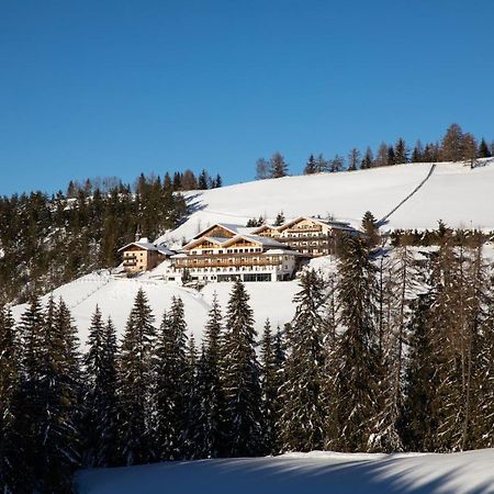 Kraeuterhotel Zischghof Obereggen Exterior photo