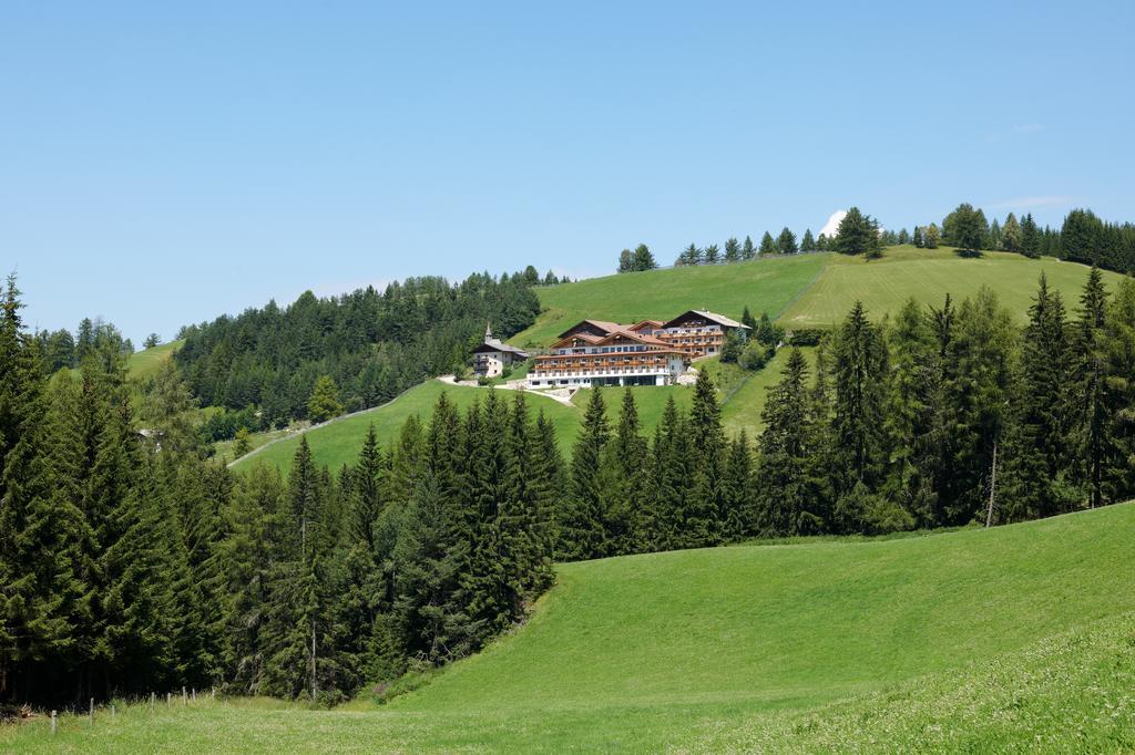 Kraeuterhotel Zischghof Obereggen Exterior photo